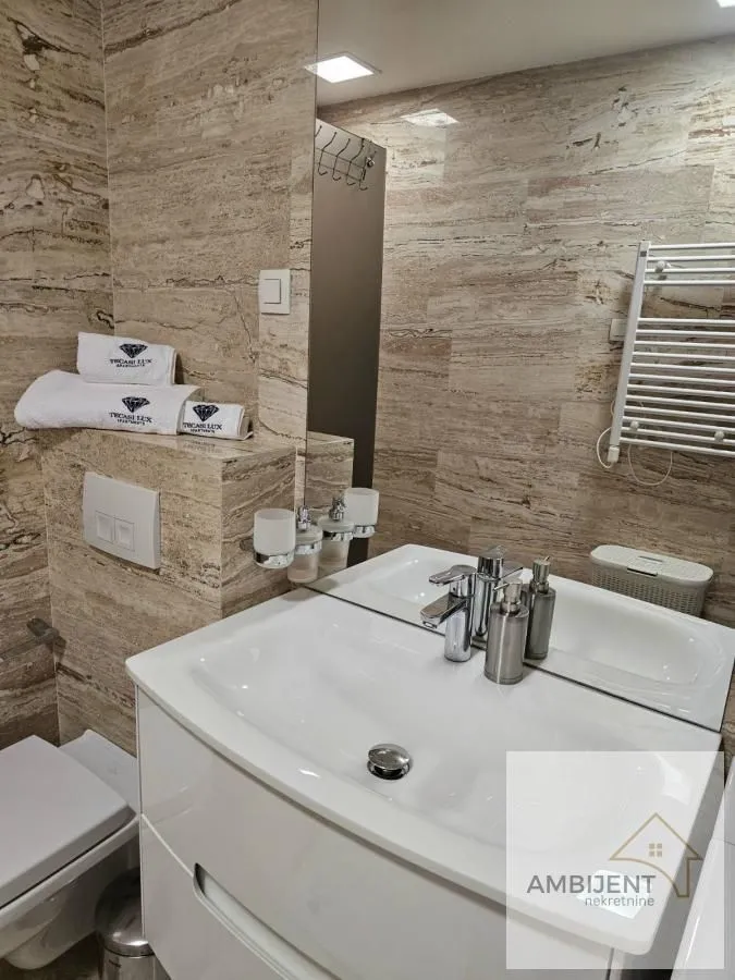 Prodaja, trosoban stan, 77m², Budva, Crna Gora