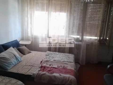 Izdavanje, kuća, 200m², Zemun Gornji Grad, Zemun Sve Podlokacije - image 4