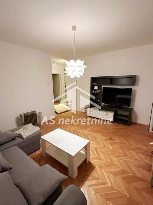 Prodaja, dvosoban stan, 52m², Južni Bulevar, Vračar Sve Podlokacije