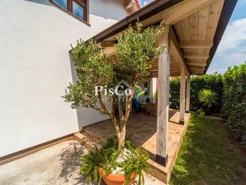 Prodaja, kuća, 200m², Donja Gorica, Podgorica - image 7