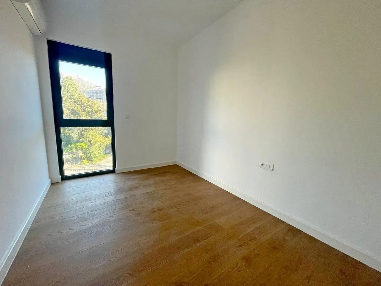Sale, two bedroom apartment, 64m², Topolica, Bar