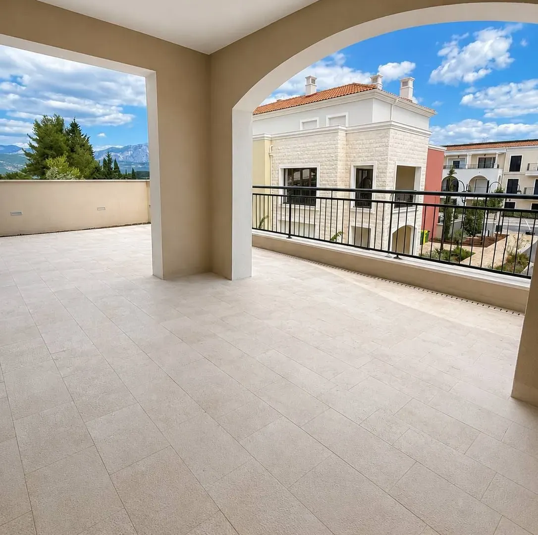 Prodaja, dvosoban stan, 90m², Luštica Bay, Tivat