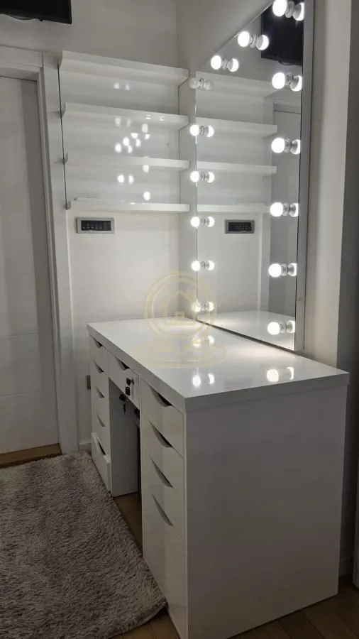 Izdavanje, stan, 130m², Bogoslovija, Palilula Sve Podlokacije