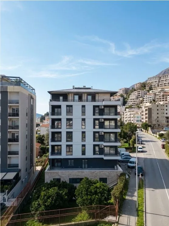 Sale, studio apartment, 42m², Gospoština, Budva
