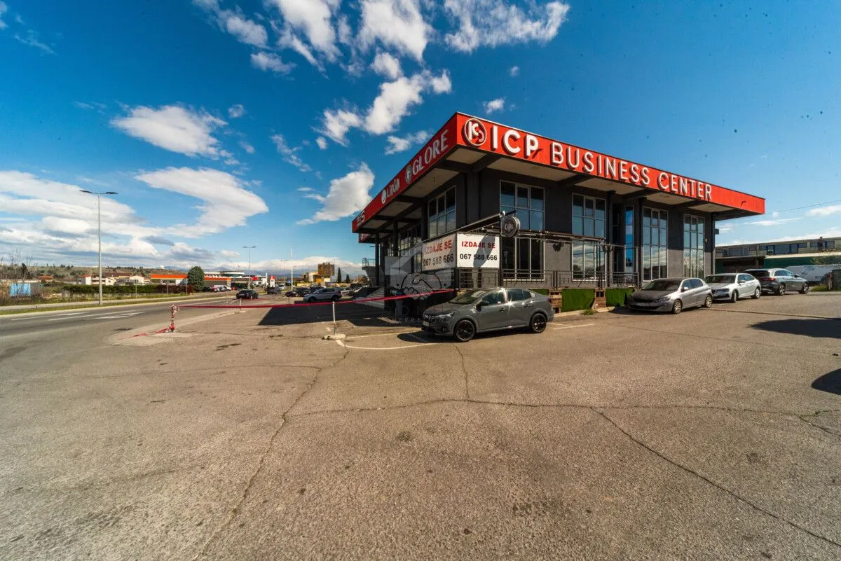 Rent, office space, 706m², Zeta, Podgorica