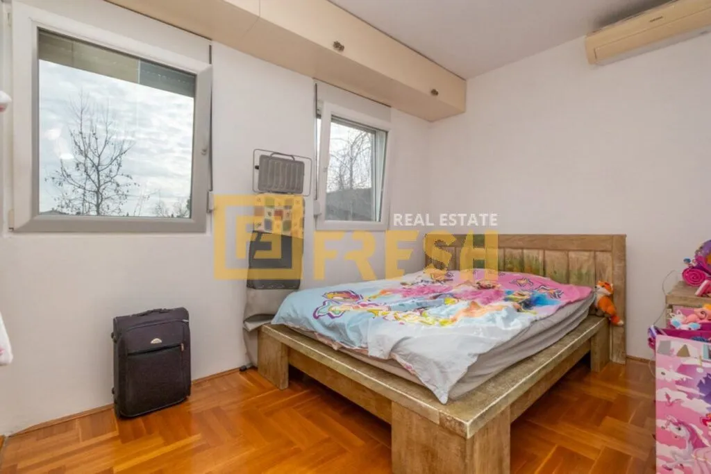 Prodaja, dvosoban stan, 50m², Tološi, Podgorica