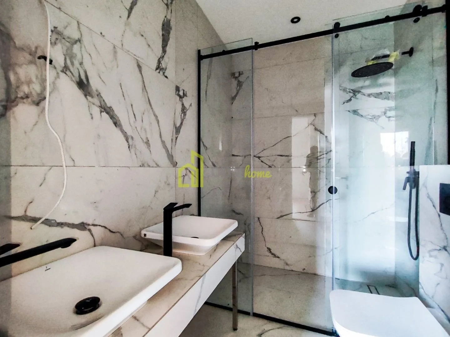 Prodaja, trosoban stan, 137m², Centar, Podgorica
