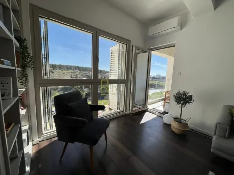 Izdavanje, jednosoban stan, 48m², Vezirov Most, Podgorica - image 3