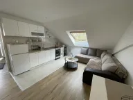 Izdavanje, trosoban stan, 53m², Zvezdara, Zvezdara Sve Podlokacije - image 1