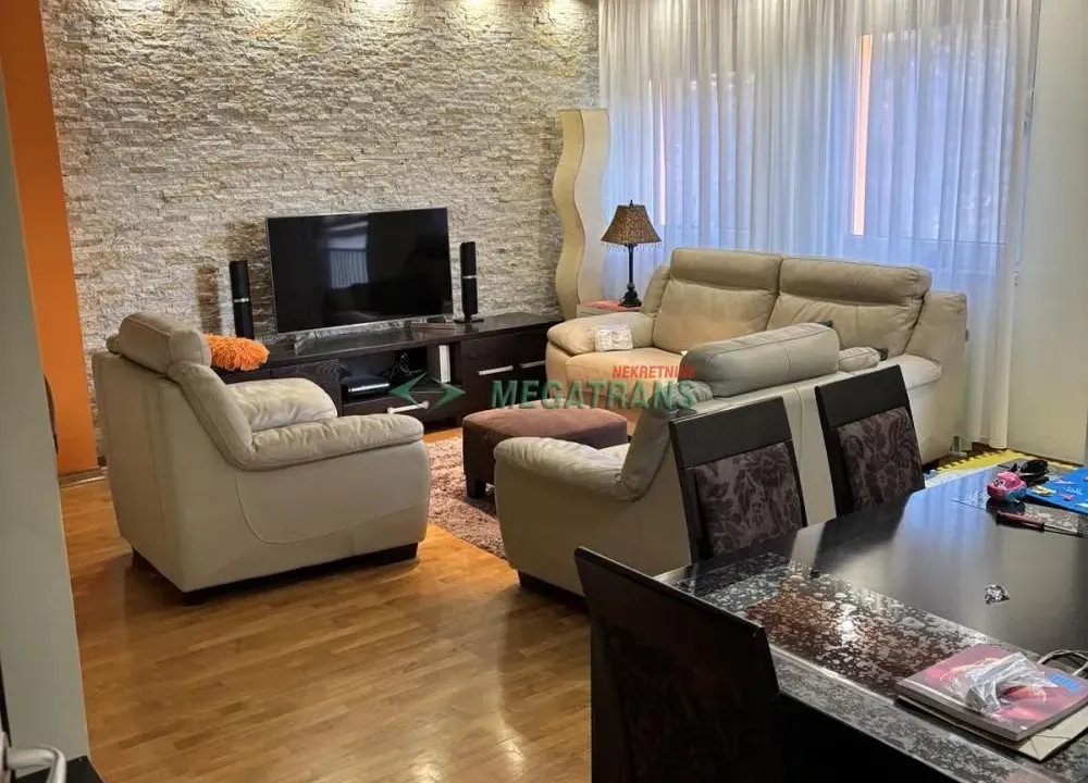 Izdavanje, dvosoban stan, 63m², Novi Sad Sve Podlokacije, Novi Sad