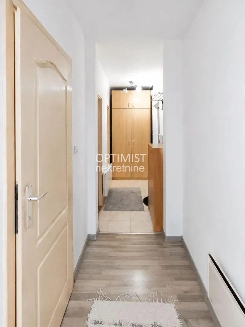 Prodaja, jednosoban stan, 33m², Labudovo Brdo, Beograd