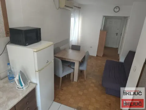 Prodaja, dvosoban stan, 63m², Bulevar Oslobodjenja, Novi Sad Sve Podlokacije - image 9