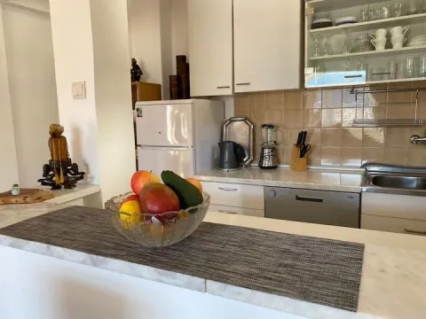Rent, three bedroom apartment, 80m², Budva, Crna Gora - image 8