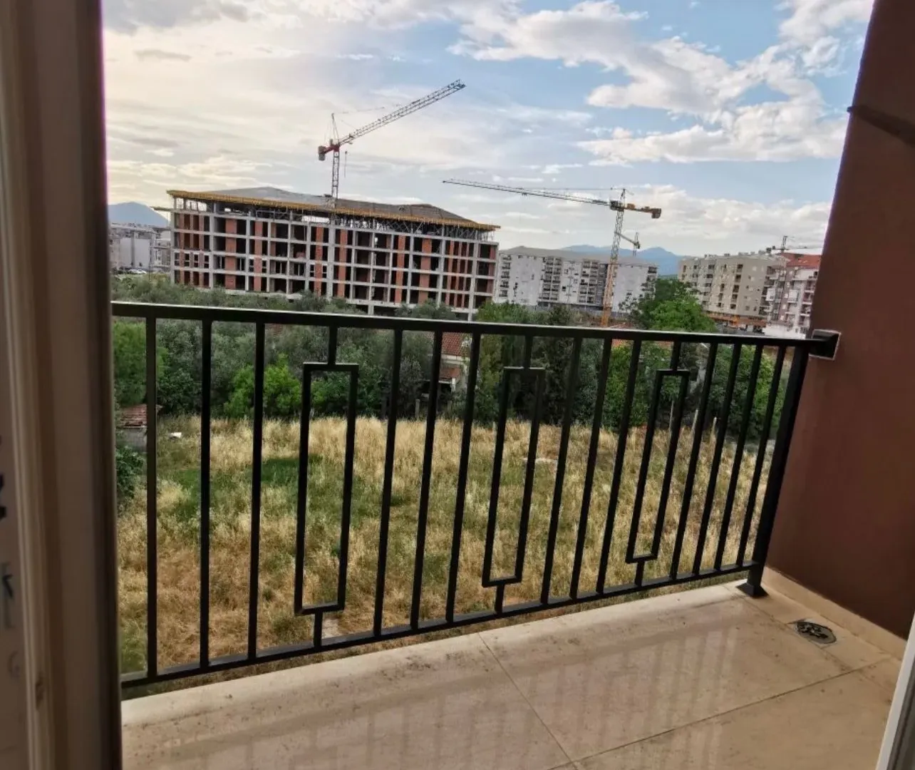 Prodaja, jednosoban stan, 68m², Ljubović, Podgorica
