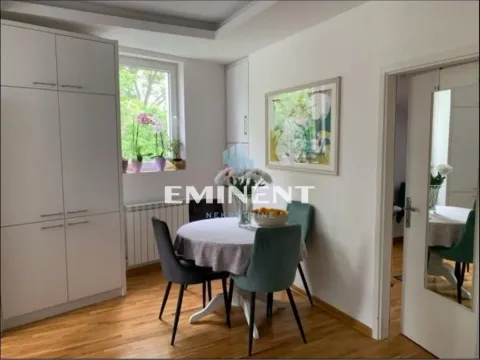 Izdavanje, trosoban stan, 80m², Vračar Hram, Vračar Sve Podlokacije - image 4