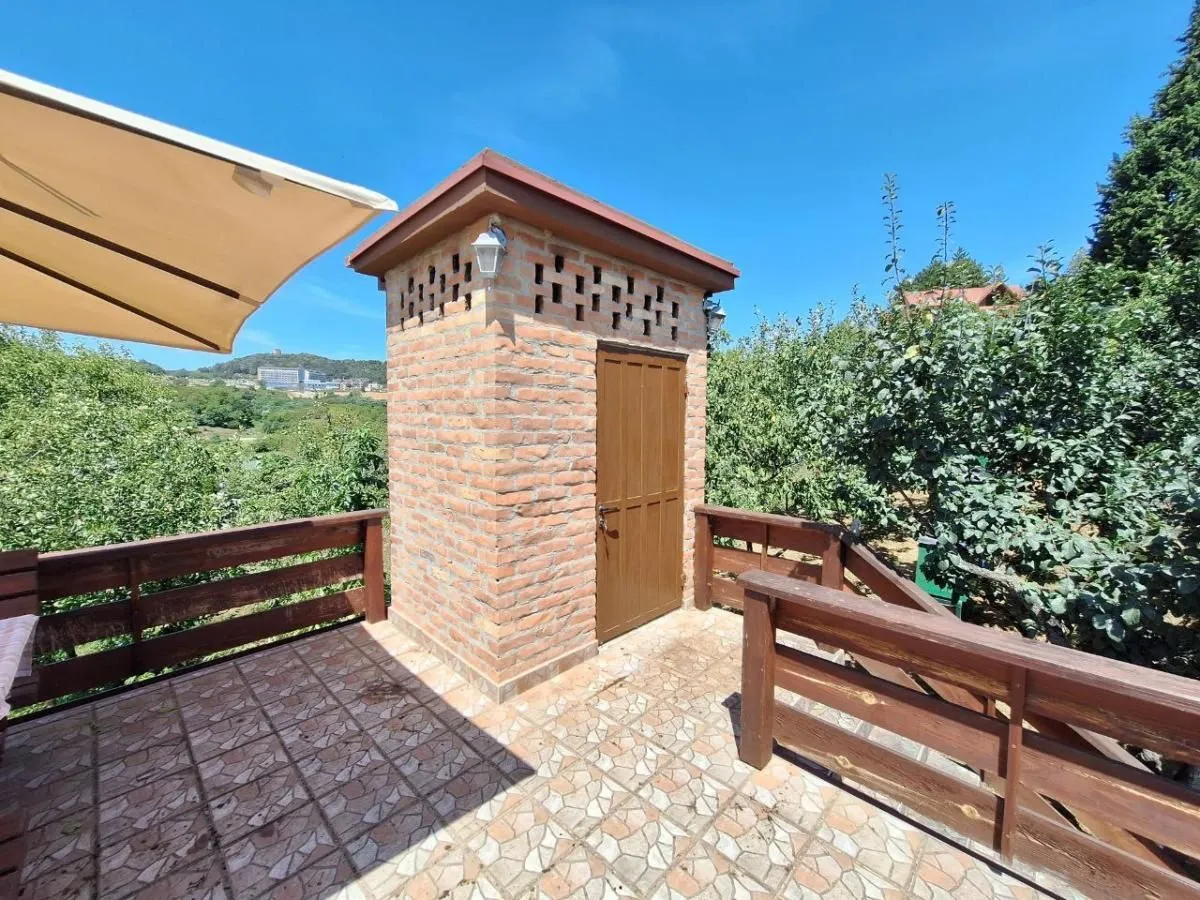 Sale, house, 253m², Banja Vrdnik, Irig