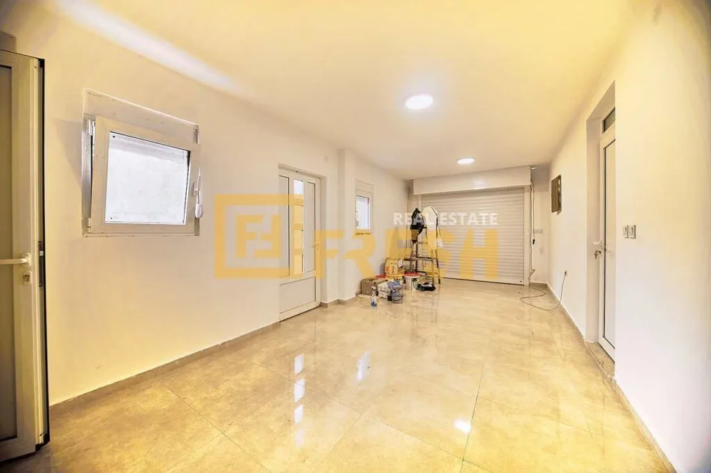 Rent, house, 400m², Stari Aerodrom, Podgorica