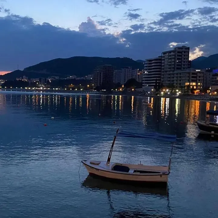 Sale, two bedroom apartment, 66m², Rafailovići, Budva