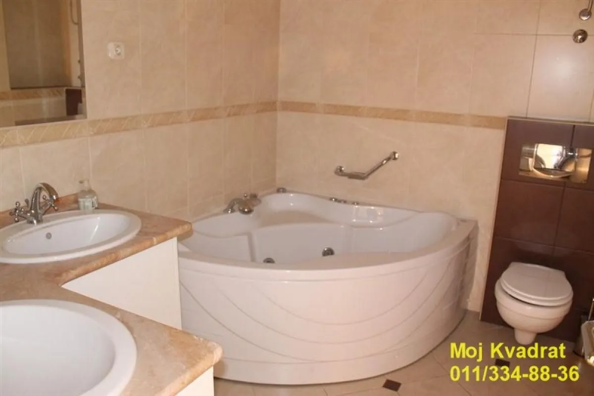 Prodaja, kuća, 215m², Savski Venac, Beograd
