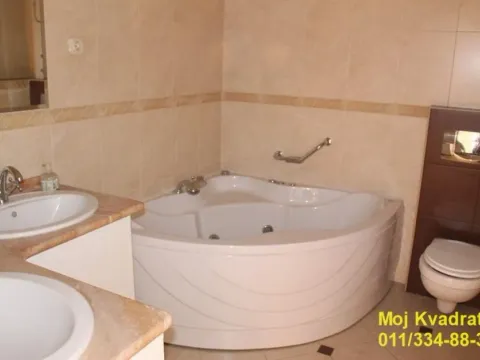 Sale, house, 215m², Savski Venac, Beograd - image 13