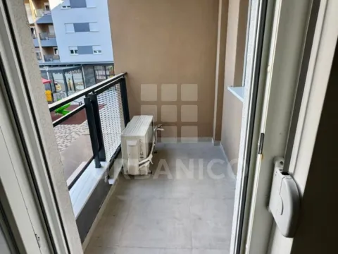 Izdavanje, jednosoban stan, 46m², Stari Aerodrom, Podgorica - image 8