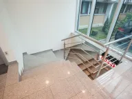 Izdavanje, poslovni prostor, 214m², Podgorica, Crna Gora - image 25