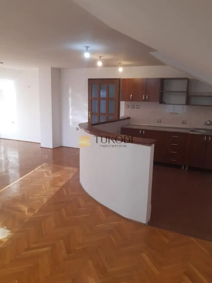 Prodaja, kuća, 303m², Telep, Novi Sad Sve Podlokacije