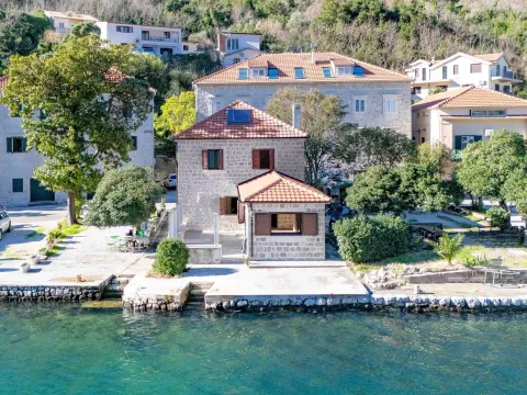 Prodaja, kuća, 130m², Muo, Kotor - image 20