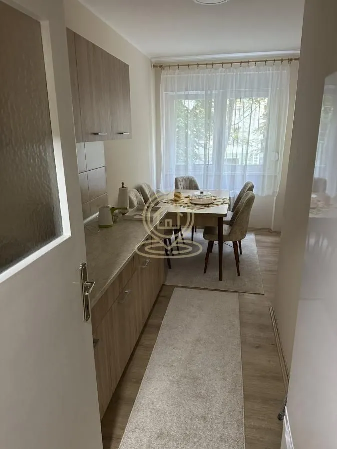 Prodaja, dvosoban stan, 56m², Železnička Stanica, Novi Sad Sve Podlokacije