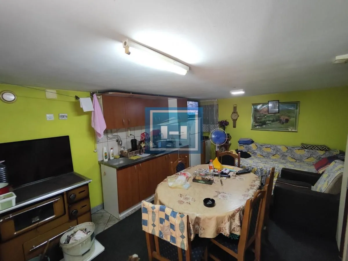 Prodaja, kuća, 200m², Majur, Jagodina