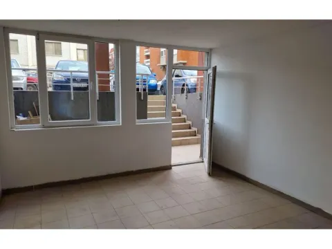 Sale, office space, 52m², Durlan, Niš - image 9