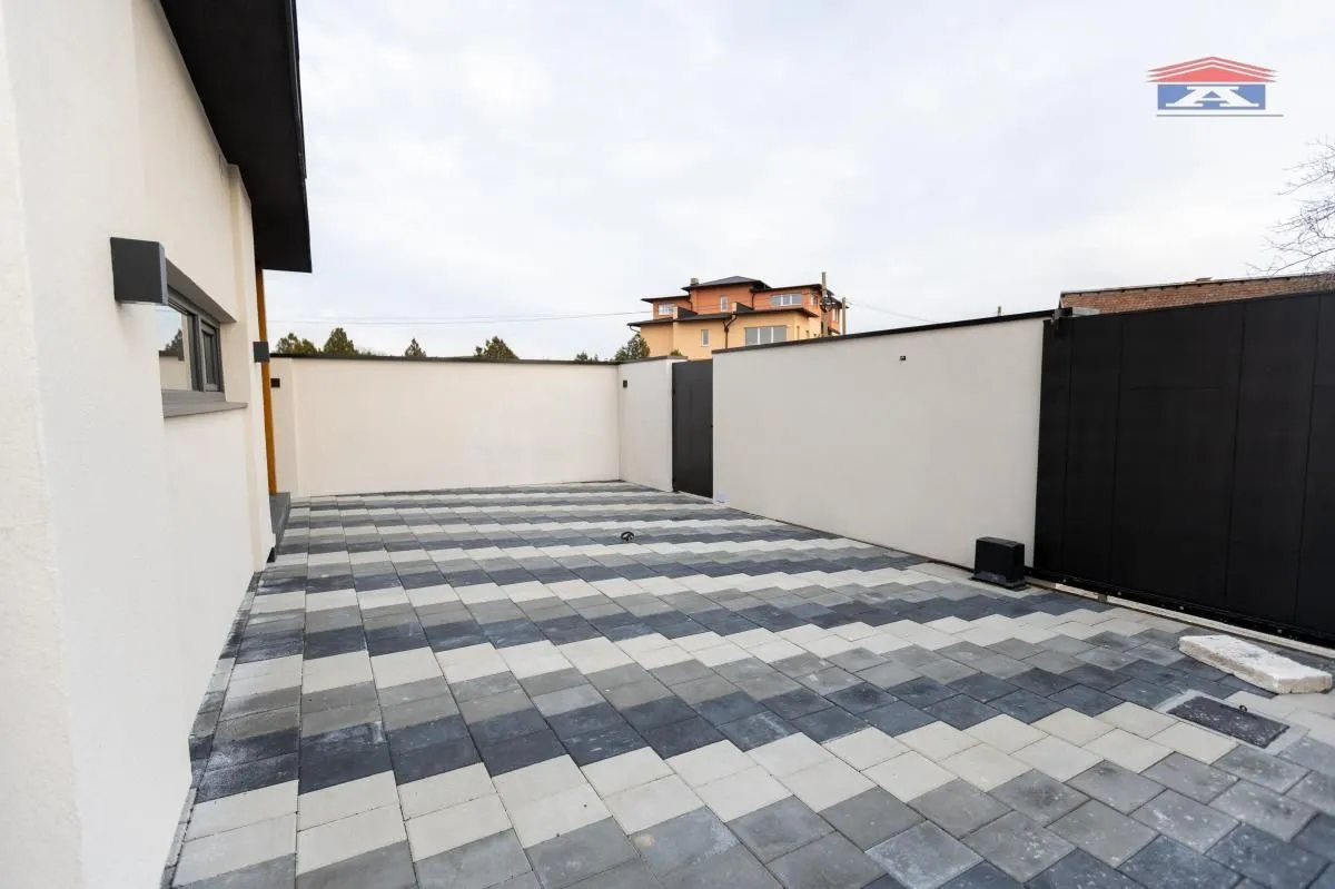 Sale, house, 122m², Veternik, Novi Sad Sve Podlokacije
