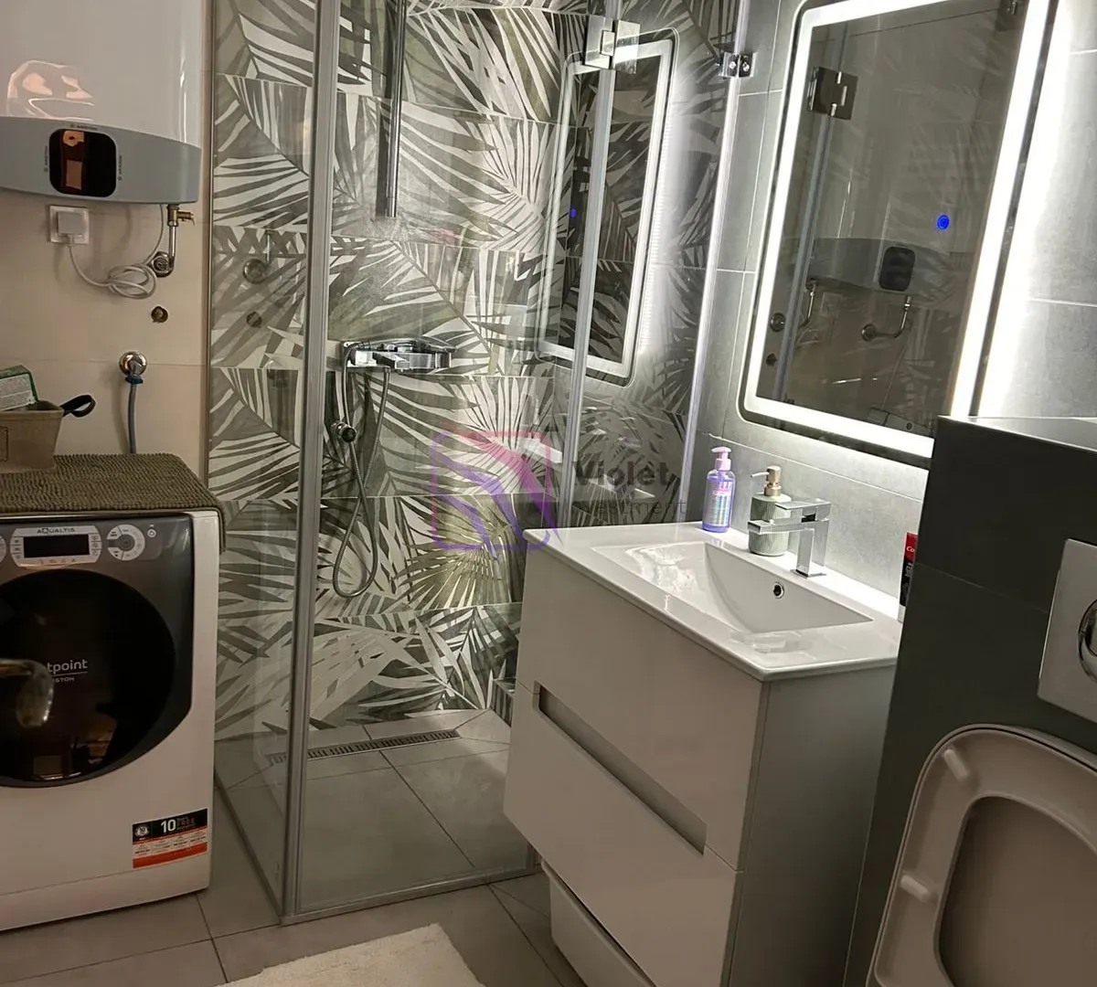 Prodaja, dvosoban stan, 74m², Stara Varoš, Podgorica