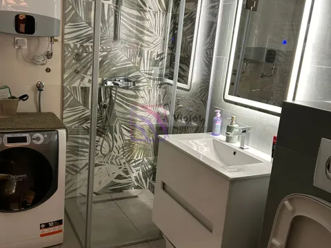 Sale, two bedroom apartment, 74m², Stara Varoš, Podgorica - image 10