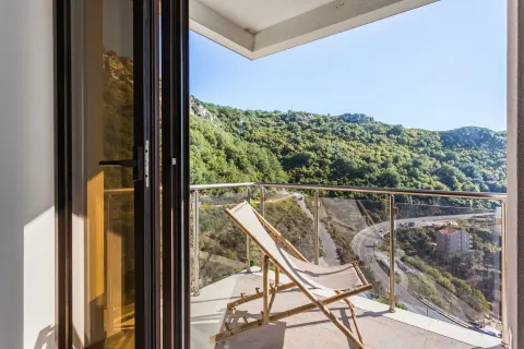 Prodaja, trosoban stan, 132m², Budva, Crna Gora - image 14