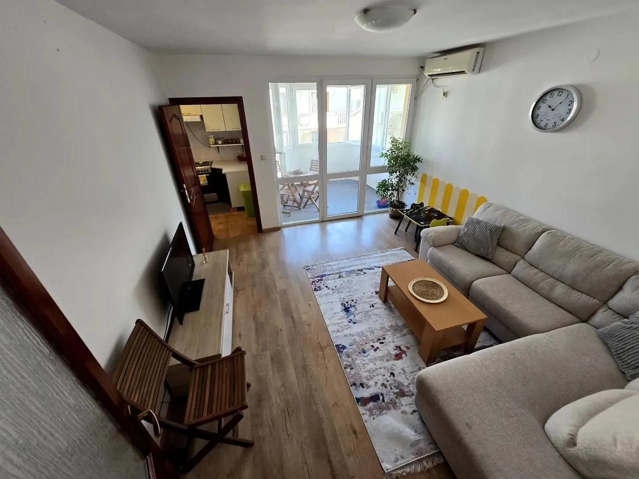 Prodaja, jednosoban stan, 57m², Ilino, Bar