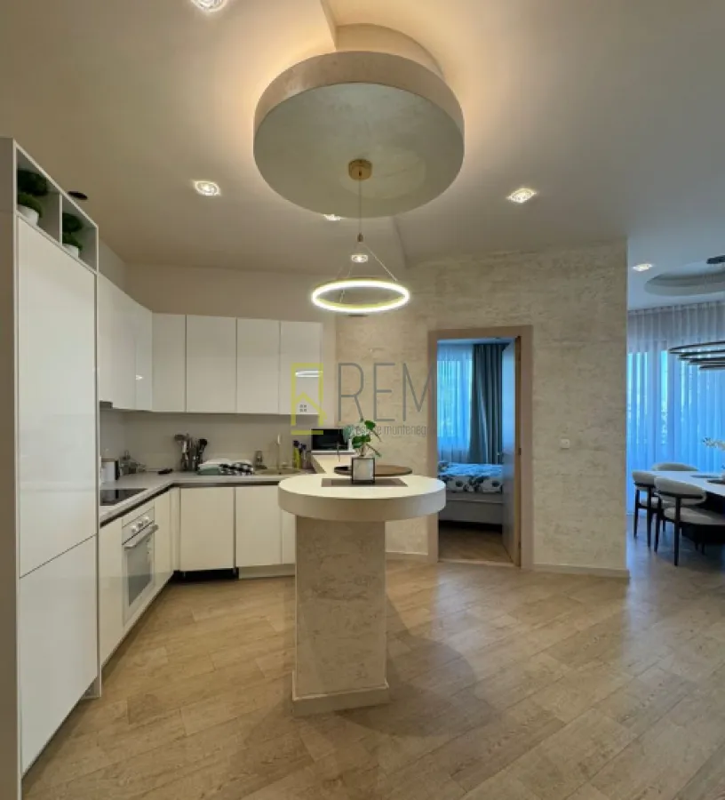 Rent, two bedroom apartment, 117m², Budva, Crna Gora