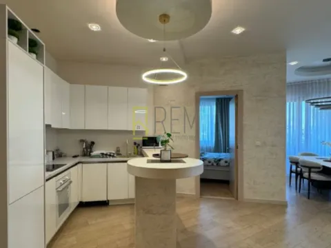 Rent, two bedroom apartment, 117m², Budva, Crna Gora - image 8