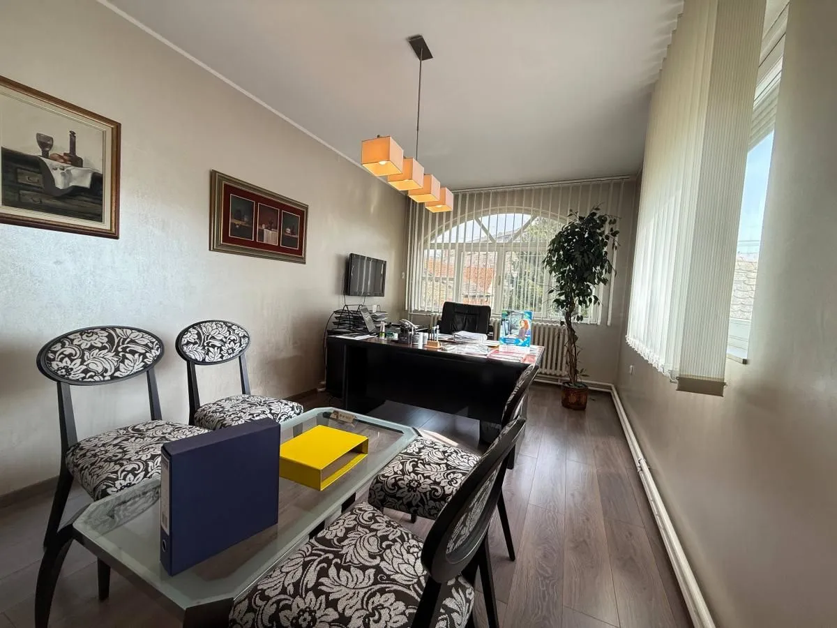 Rent, office space, 125m², Banatić, Novi Sad Sve Podlokacije
