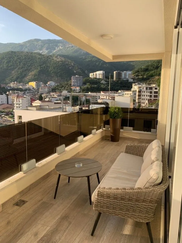 Sale, apartment, 94m², Rafailovići, Budva