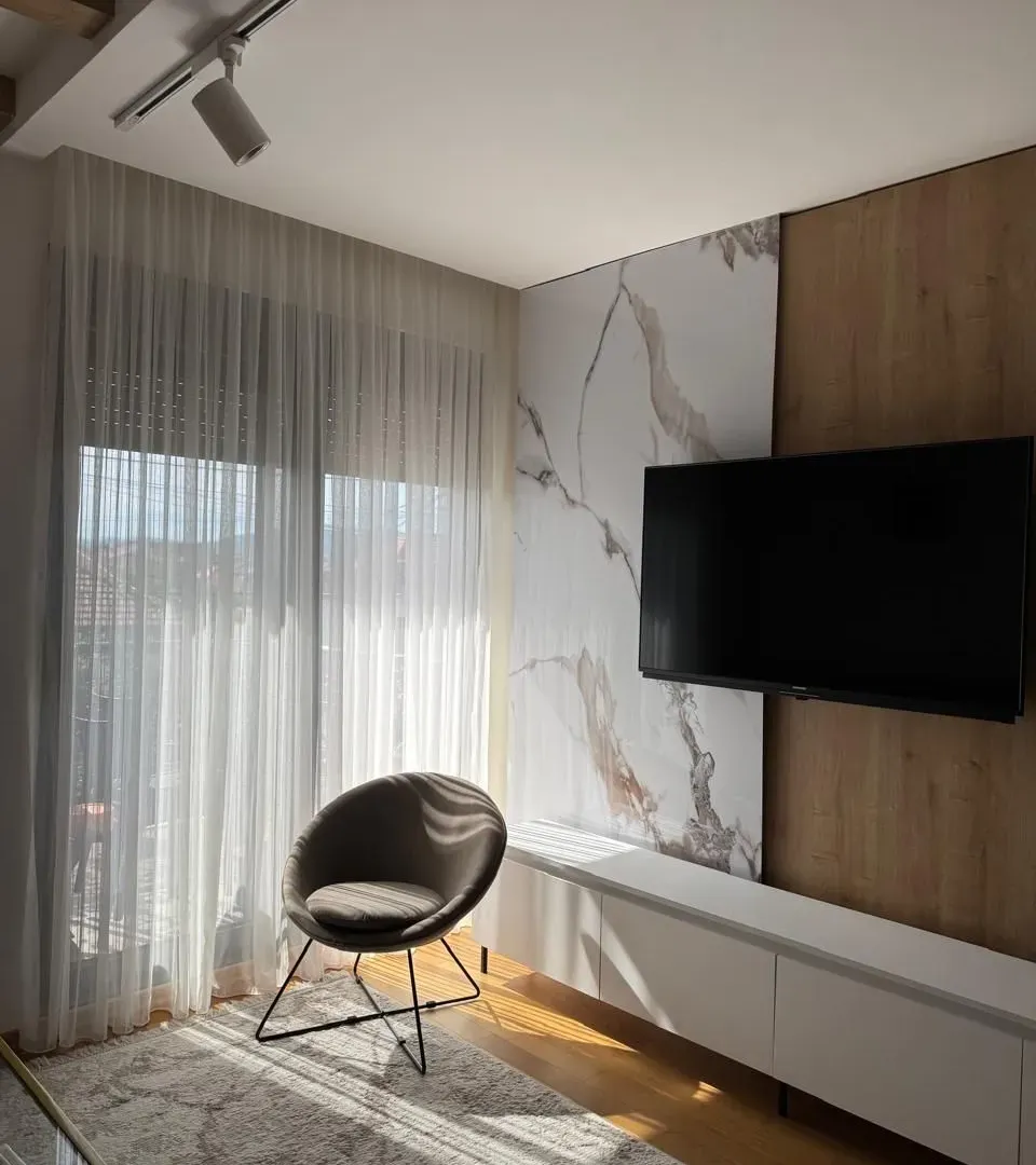 Prodaja, trosoban stan, 90m², Blok 9, Podgorica