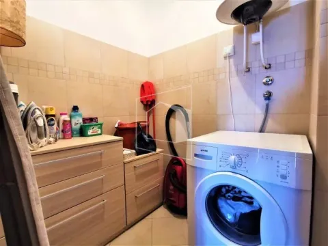 Izdavanje, dvosoban stan, 76m², Gorica C, Podgorica - image 15