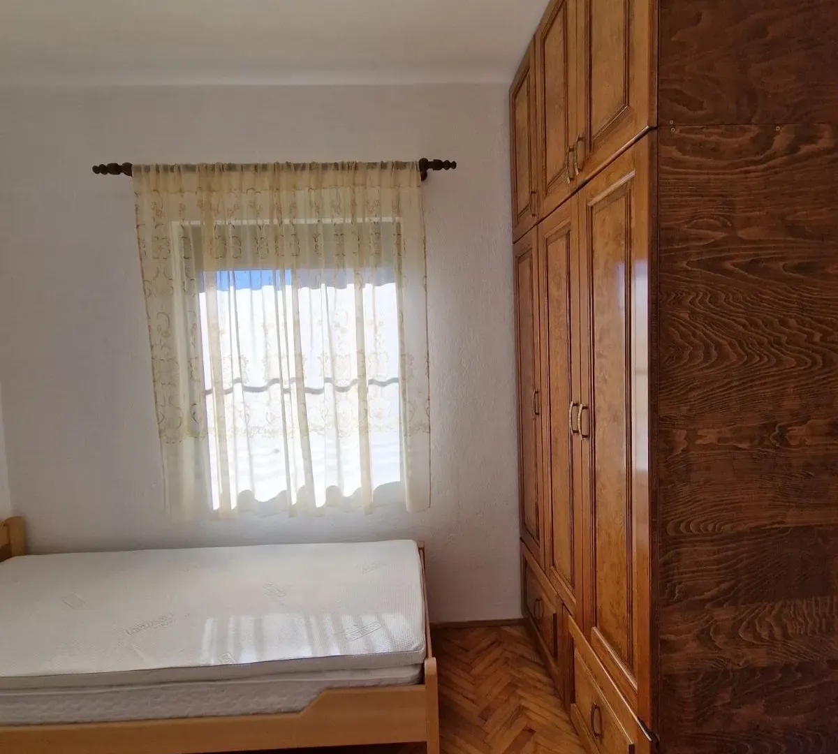 Rent, two bedroom apartment, 80m², Zlatica, Podgorica