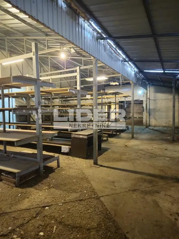 Rent, office space, 1000m², Dušanovac, Voždovac Sve Podlokacije