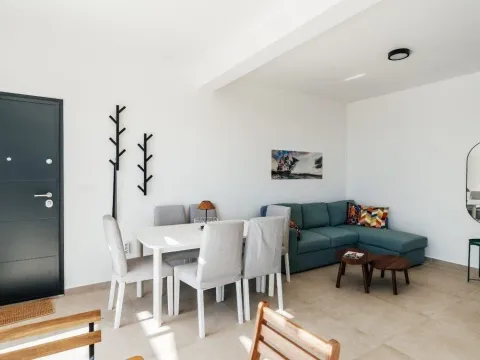 Sale, house, 114m², Blizikuće, Budva - image 2