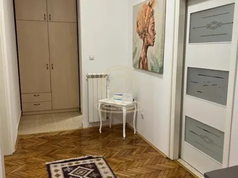 Rent, two bedroom apartment, 69m², Vračar Sve Podlokacije, Beograd - image 5