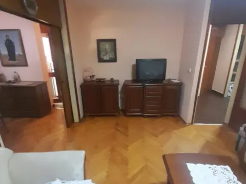 Sale, one bedroom apartment, 56m², Stari Aerodrom, Podgorica - image 6