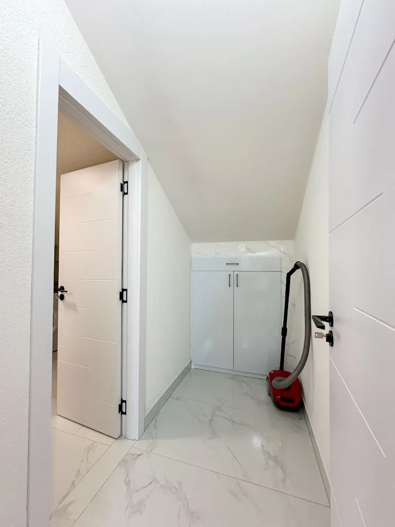Rent, one bedroom apartment, 65m², Stari Aerodrom, Podgorica