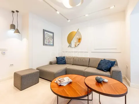 Rent, apartment, 160m², Kotor, Crna Gora - image 3