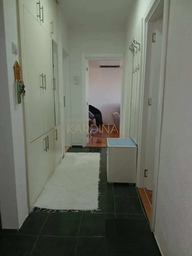 Prodaja, dvosoban stan, 66m², Centar, Jagodina